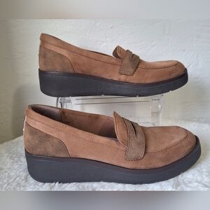 Bzees Fast Track Women's Loafers Size 9.5.